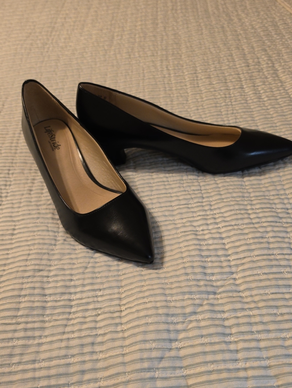 LIFE STRIDE 2" HEELS 10W